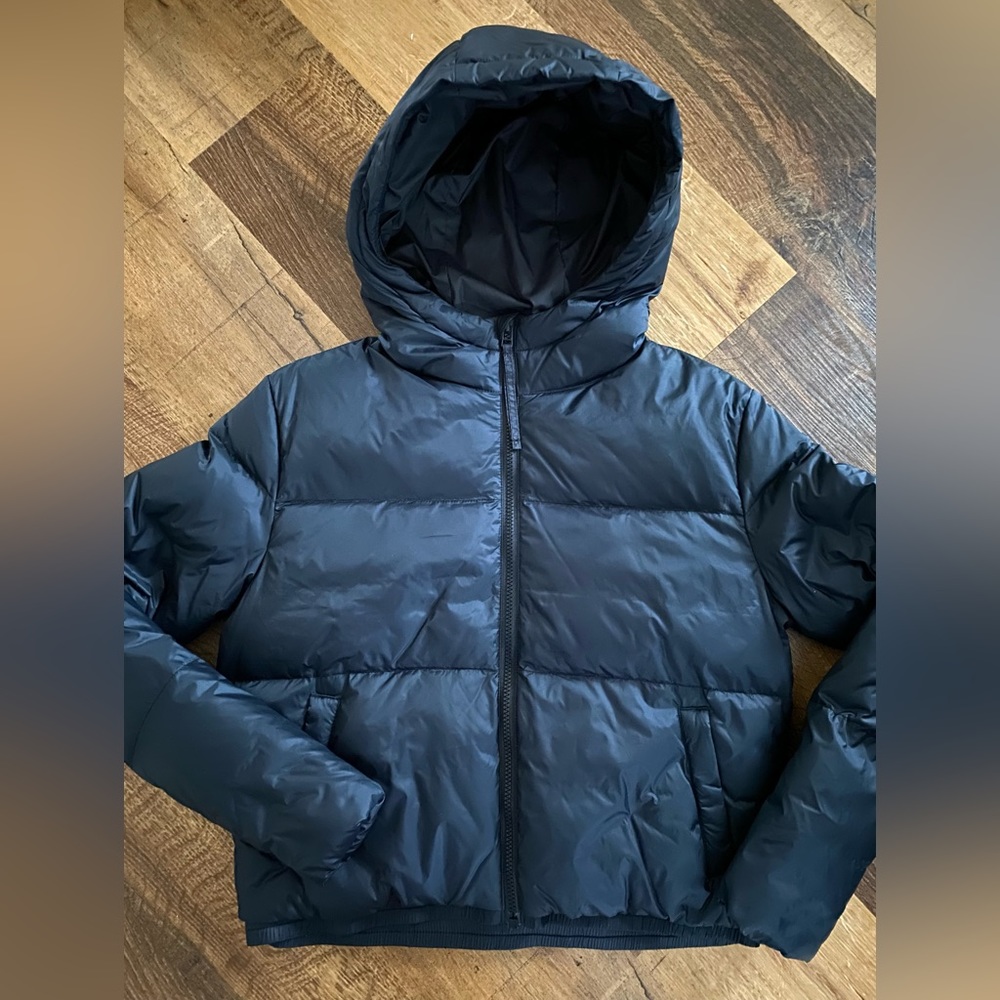 BASIN + RANGE Cropped Puffer Jacket - Picture 2 of 4